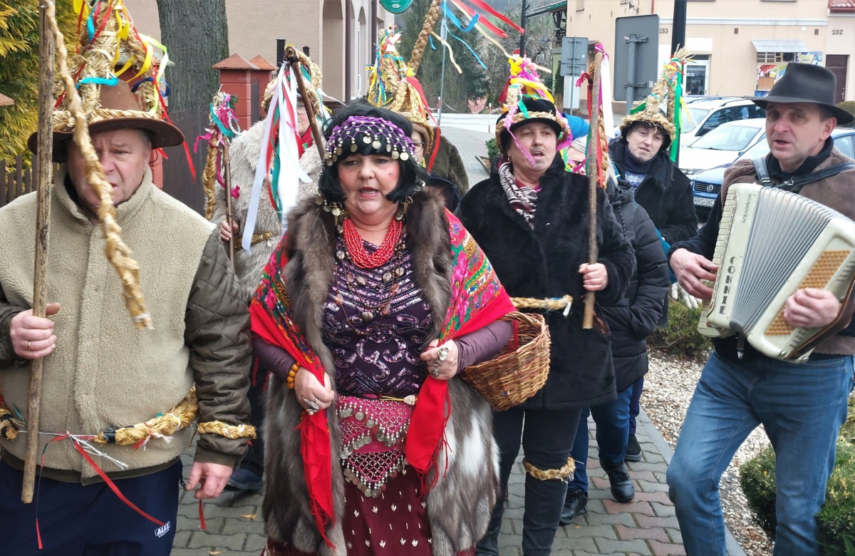 ZDJĘCIE: KANTORÓWKA 