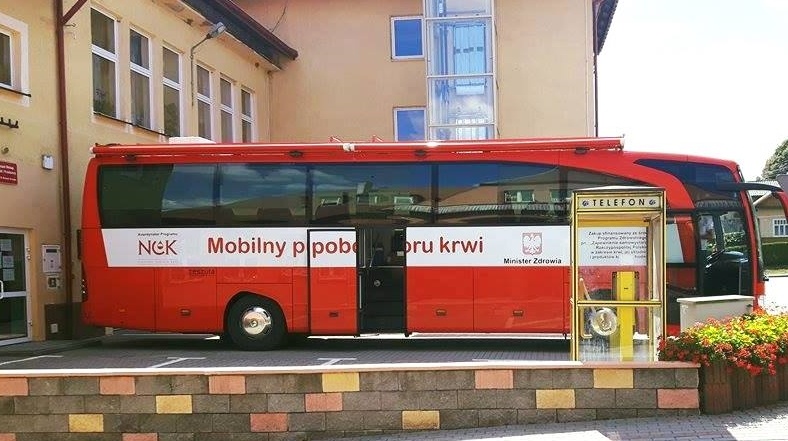 ZDJĘCIE: KLUB HDK-PCK SOLIDARNE SERCE Mobilny punkt poboru krwi w Wielopolu
