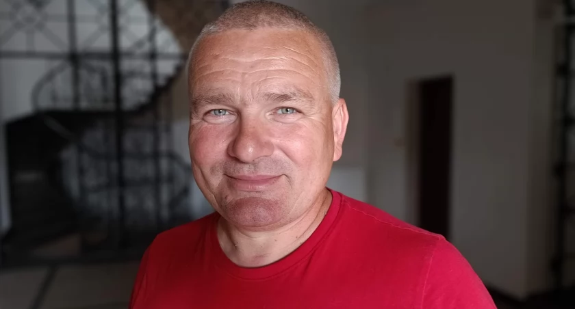 ZDJĘCIE: W. NAJA Piotr Drozd od 6 lat prowadzi grupę reprezentacyjną Rochów, sam jest wychowankiem zespołu i wieloletniej choreograf Krystyny Szczerbiak.