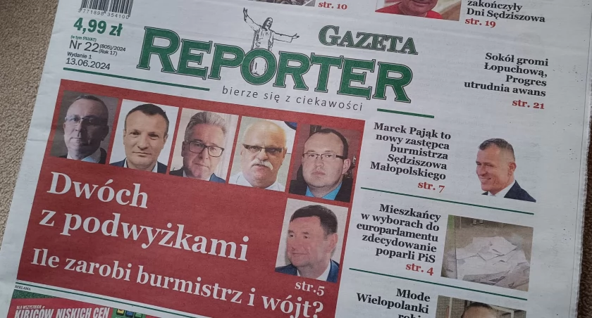 ZDJĘCIE: W. NAJA Pensje szefów gmin i powiatu to główny temat numeru 22 Reporter Gazety