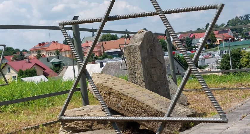 Zdjęcie: Kantorówka - Cmentarz Żydowski w Wielopolu Skrzyńskim