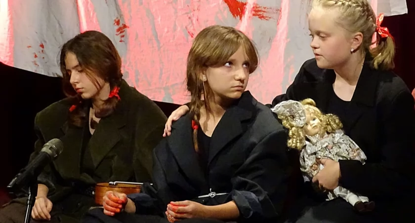 ZDJĘCIE: GMINNY OŚRODEK KULTURY I WYPOCZYNKU WIELOPOLE SKRZYŃSKIE