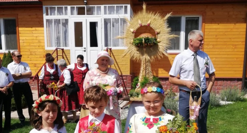 ZDJĘCIE: KGW ZAGORZYCE GÓRNE Jeden z wieńców, które powstały w ostatnich latach w Zagorzycach Górnych
