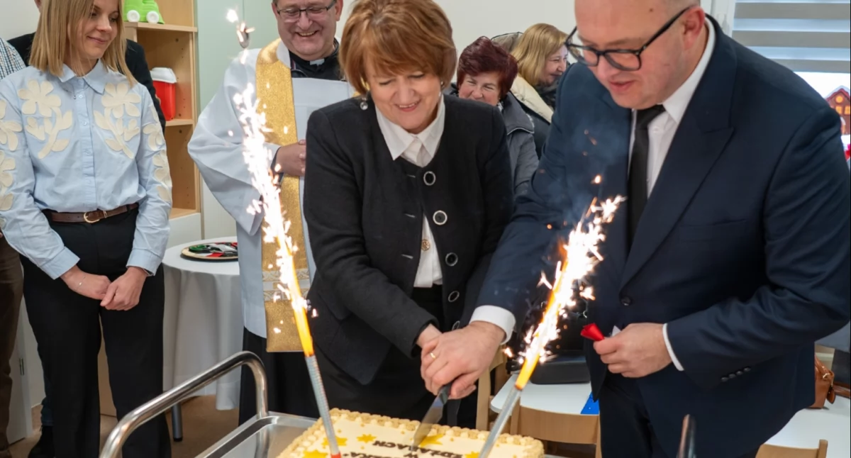 FOTO: UG OSTRÓW - Podczas uroczystego otwarcia rozbudowanego Żłobka 