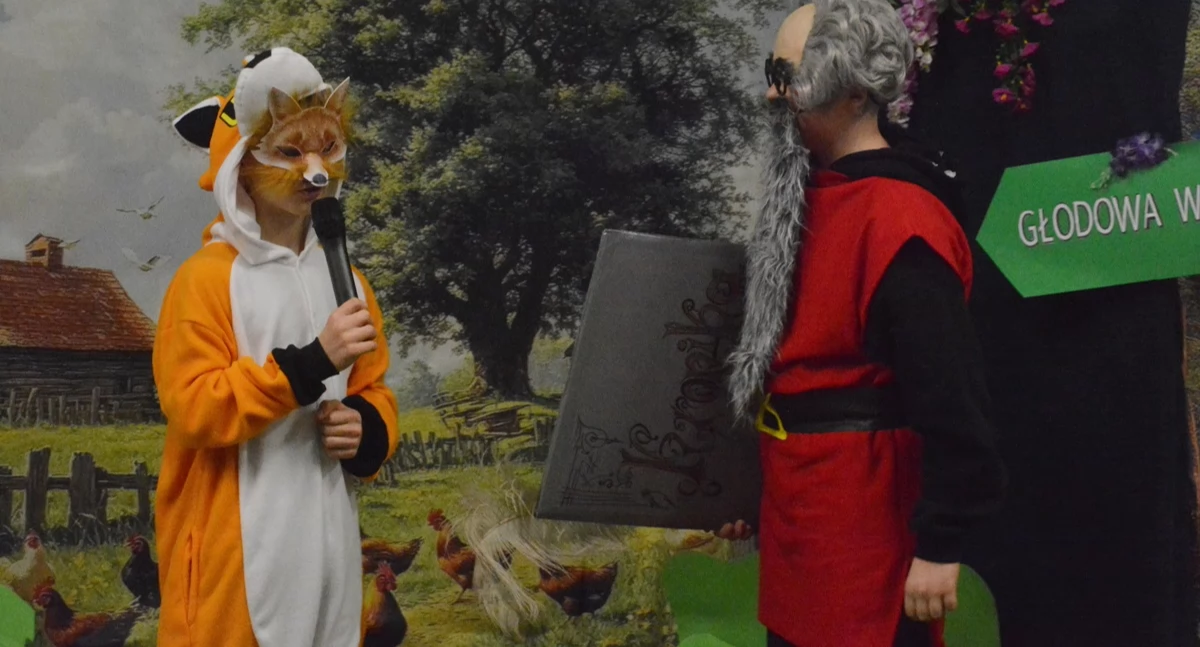 FOTO: S. OSKARBSKI - Przedstawienie 