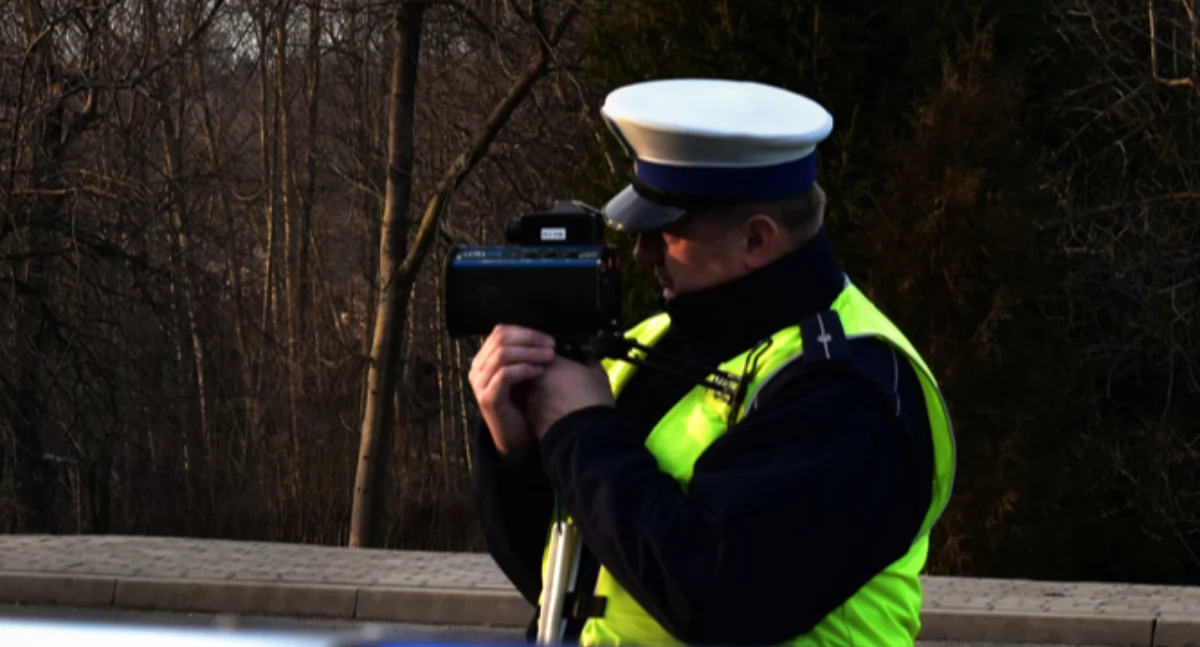 Policjanci z Ropczyc regularnie kontrolują prędkość w miejscach szczególnie niebezpiecznych.