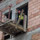 Prace wewnątrz budynku umożliwia przeważnie korzystna pogoda.