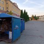 ZDJĘCIE: W.NAJA Do kontenera łatwo dojechać samochodem zwłaszcza po godzinach pracy...