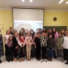 Członkowie założyciele Szkolnego Klubu Zdobywców Korony Gór Polskich pozują do...