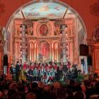  Występ Diakonii Muzycznej podczas koncertu kolęd w kościele w Czarnej Sędziszowskiej. 
