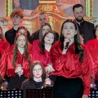  Natalia R&oacute;żańska śpiewa pastorałkę podczas koncertu Dnia jednego o...