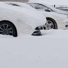  Zaspy śniegu przed jazdą trzeba zsunąc z auta, mogą być niebezpieczne dla innych...