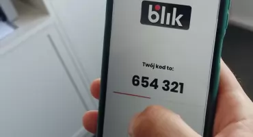 Oszukani na BLIK-a stracili tysiące złotych. Myśleli, że pomagają koledze