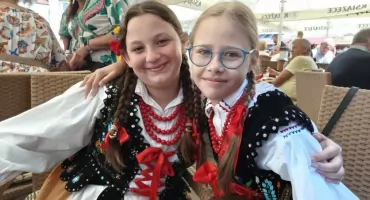 Sukces Sary Winiarskiej z Brzezin. Zdobyła pierwszą nagrodę na festiwalu w Kazimierzu Dolnym