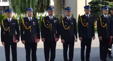 Strażacy z komendy powiatowej w Ropczycach dostali awanse