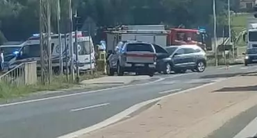 Dwoje rannych w szpitalu po porannym zderzeniu koło Majstra