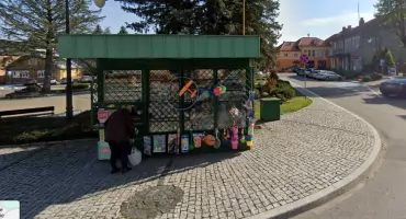Gmina Wielopole Skrzyńskie przejmuje grunt w sercu rynku. Radni dali „zielone światło”