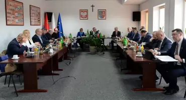 Plan pracy Rady Powiatu Ropczycko - Sędziszowskiego na 2026 rok: Co nas czeka w nadchodzących miesiącach?