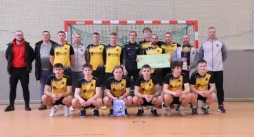 Korona Góra Ropczycka obroniła tytuł! XII Noworoczny Turniej w Sędziszowie Małopolskim za nami