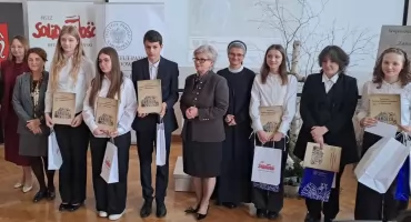 Ropczyce: recytatorzy z czterech powiatów rywalizowali w PCEK. Finał konkursu 