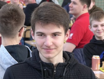 Szachy. Antoni Kozak z Czarnej Sędziszowskiej zaczął grać jako 2-latek, teraz zgarnia główną nagrodę w międzynarodowym turnieju